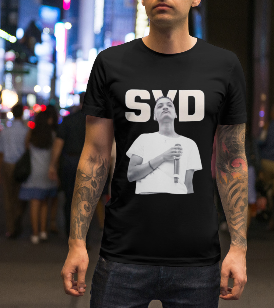 SYD Sydney Bennett Microphone Performance T-Shirt