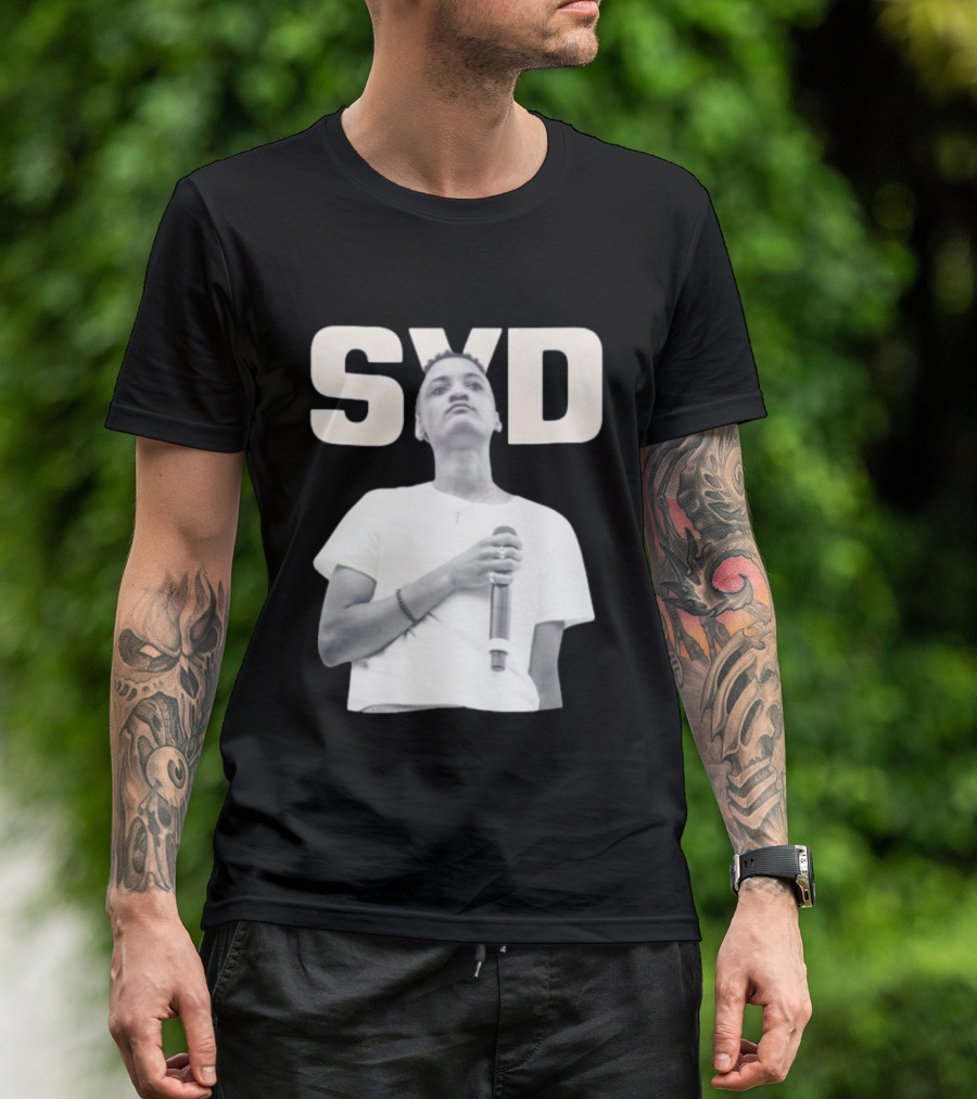 SYD Sydney Bennett Microphone Performance T-Shirt