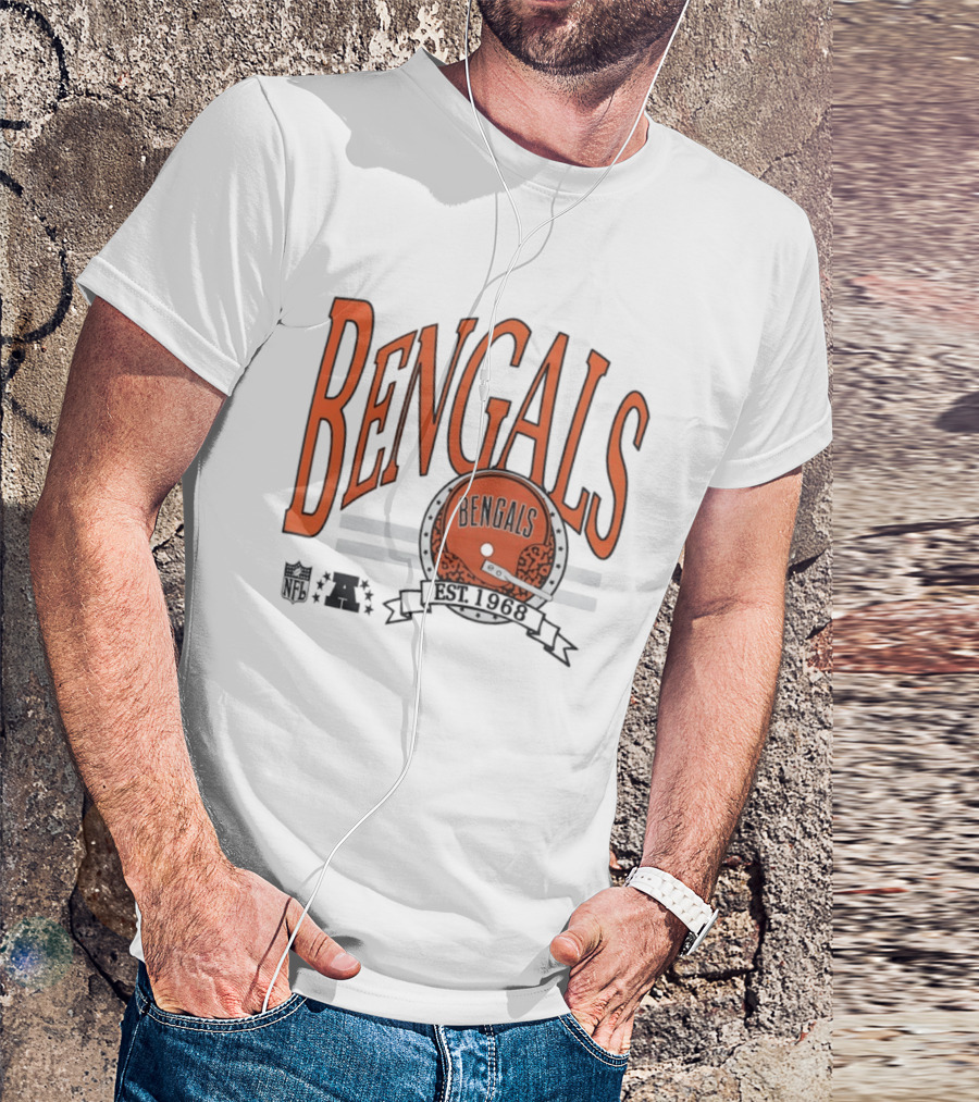 Bengals Est 1968 Helmet Vintage Football Cincinnati T-Shirt
