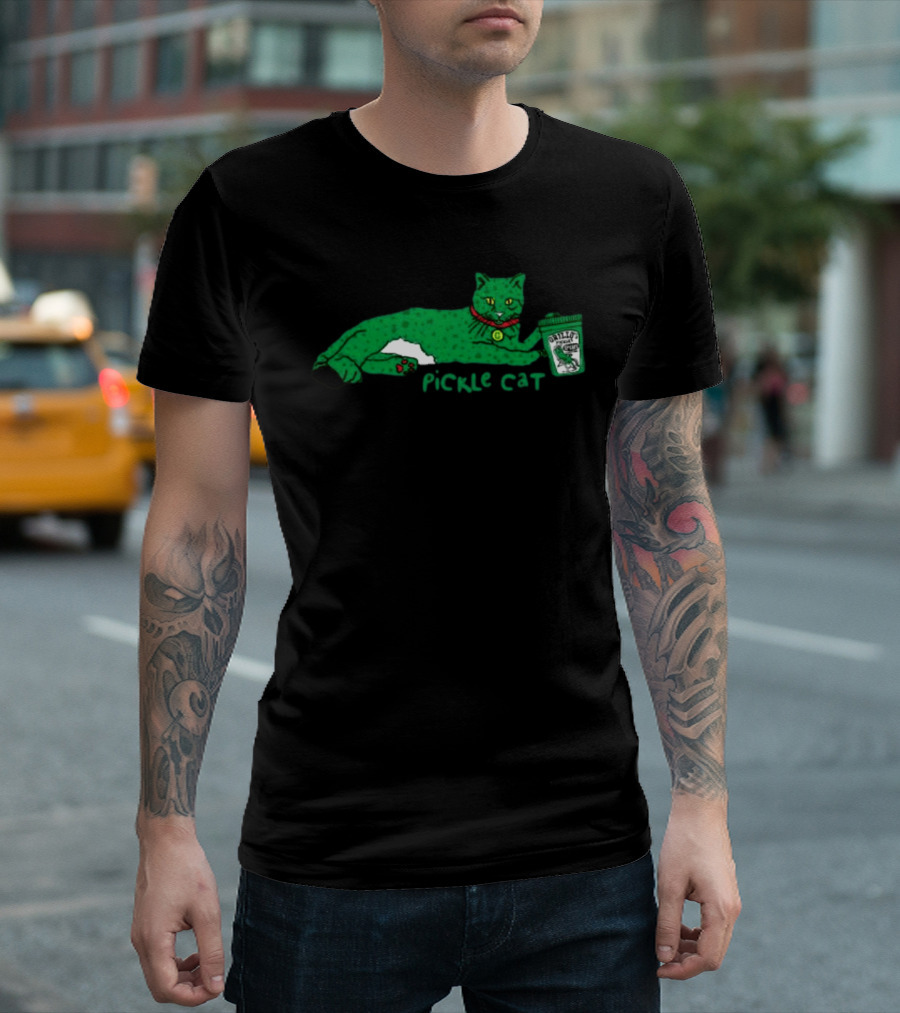 Grillos Pickle Cat With Grillos Pickles Jar T-Shirt