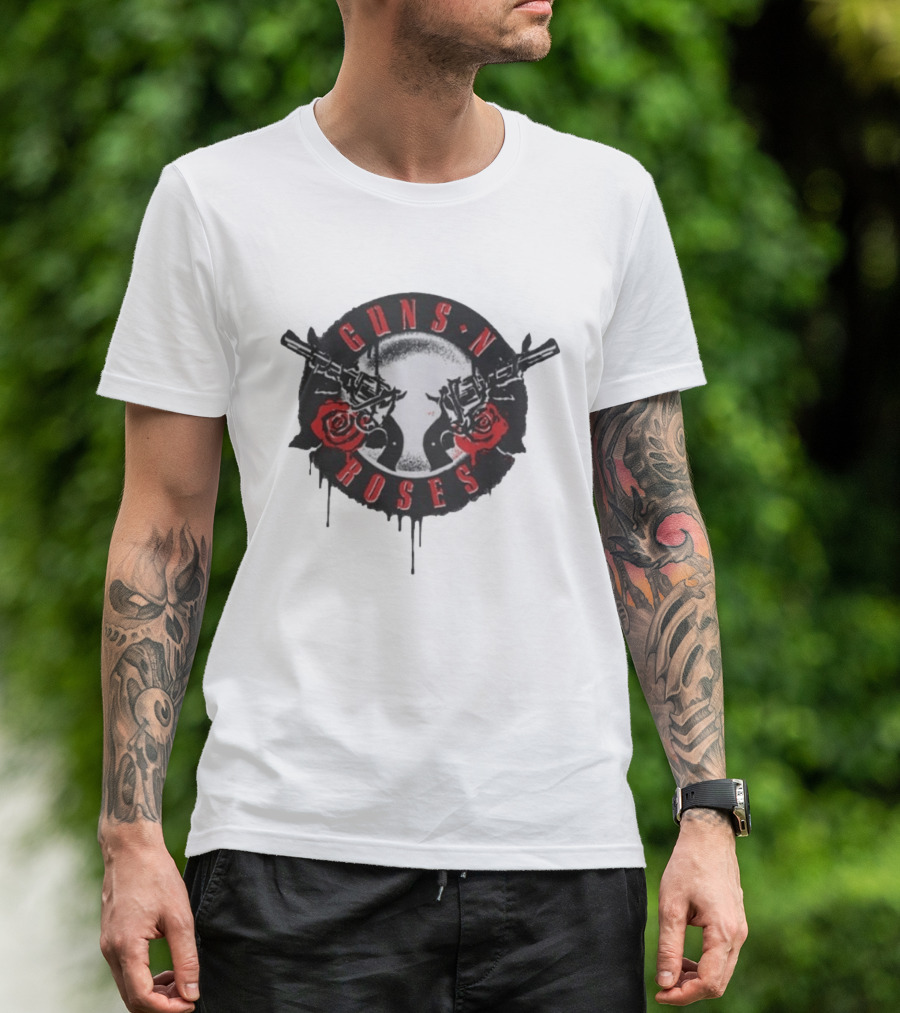 Guns N Roses World Tour 2026 Spray Painted Skull And Roses T-Shirt