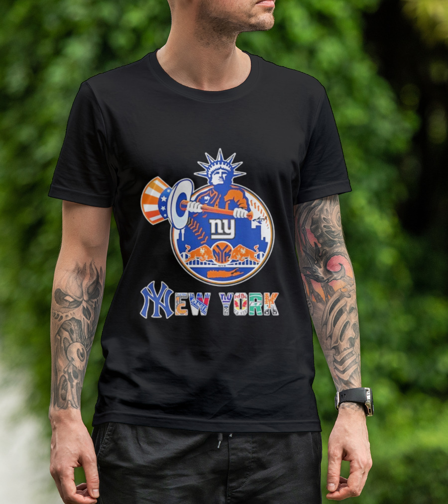 New York Liberty Skyline Sports Teams Knicks Mets Yankees T-Shirt