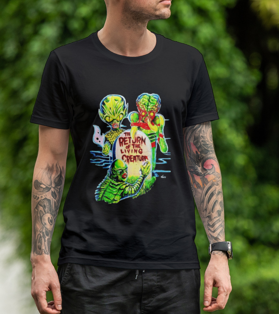 The Return Of The Living Creature Horror Movie Monsters And Tombstone Scene T-Shirt