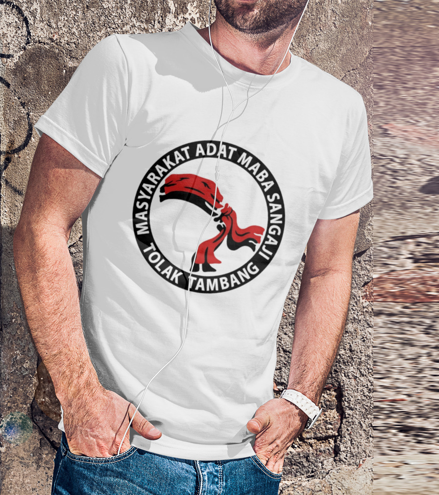Masyarakat Adat Maba Sangaji Tolak Tambang Red Scarf T-Shirt