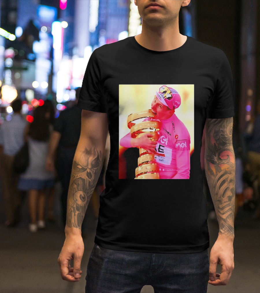 Tadej Pogacar 2024 Giro D'Italia Trophy Celebration In Pink Jersey T-Shirt