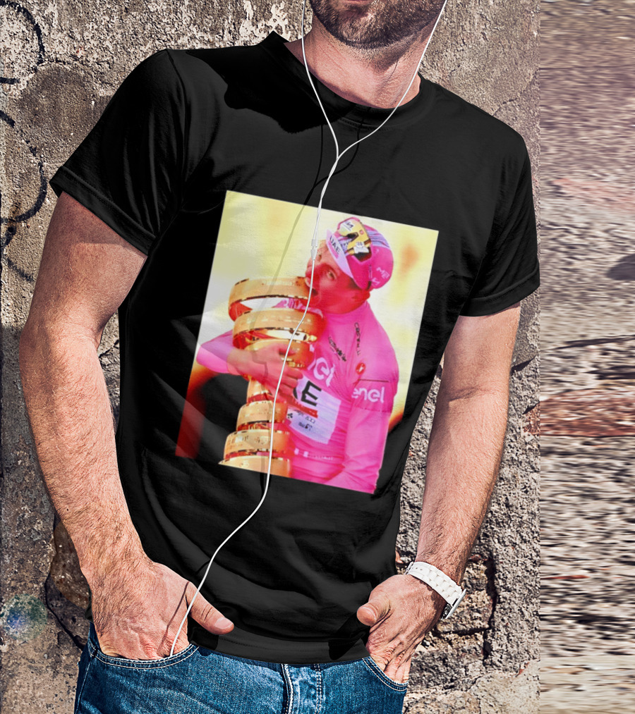 Tadej Pogacar 2024 Giro D'Italia Trophy Celebration In Pink Jersey T-Shirt