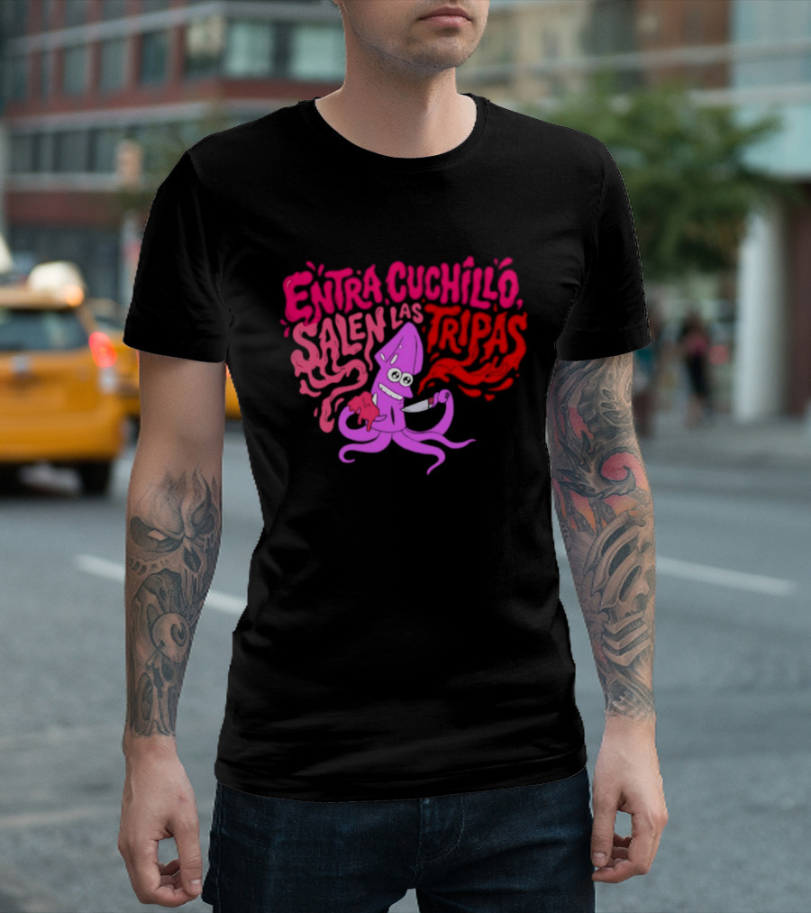 Entra Cuchillo Salen Las Tripas Squid Cartoon Knife Fun T-Shirt
