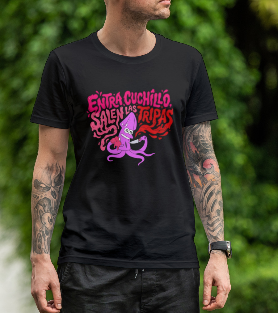 Entra Cuchillo Salen Las Tripas Squid Cartoon Knife Fun T-Shirt