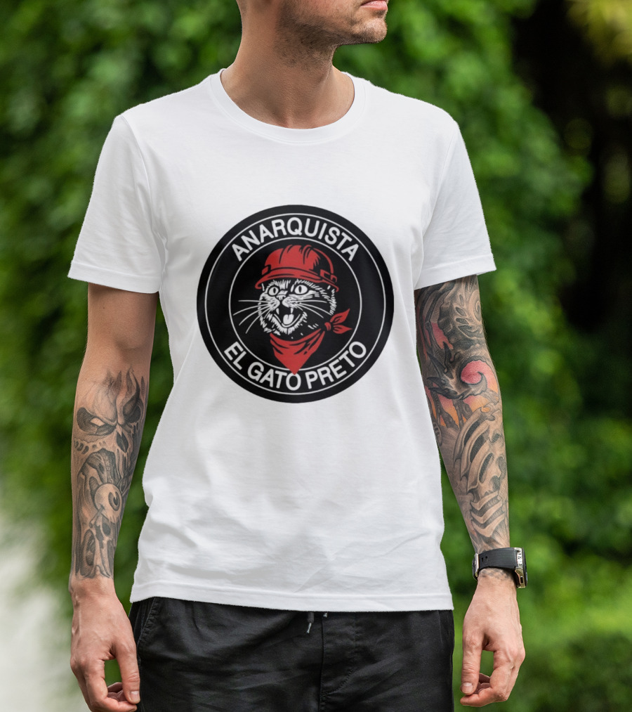 ANARQUISTA EL GATO PRETO Red Bandana Helmet Cat Meme T-Shirt