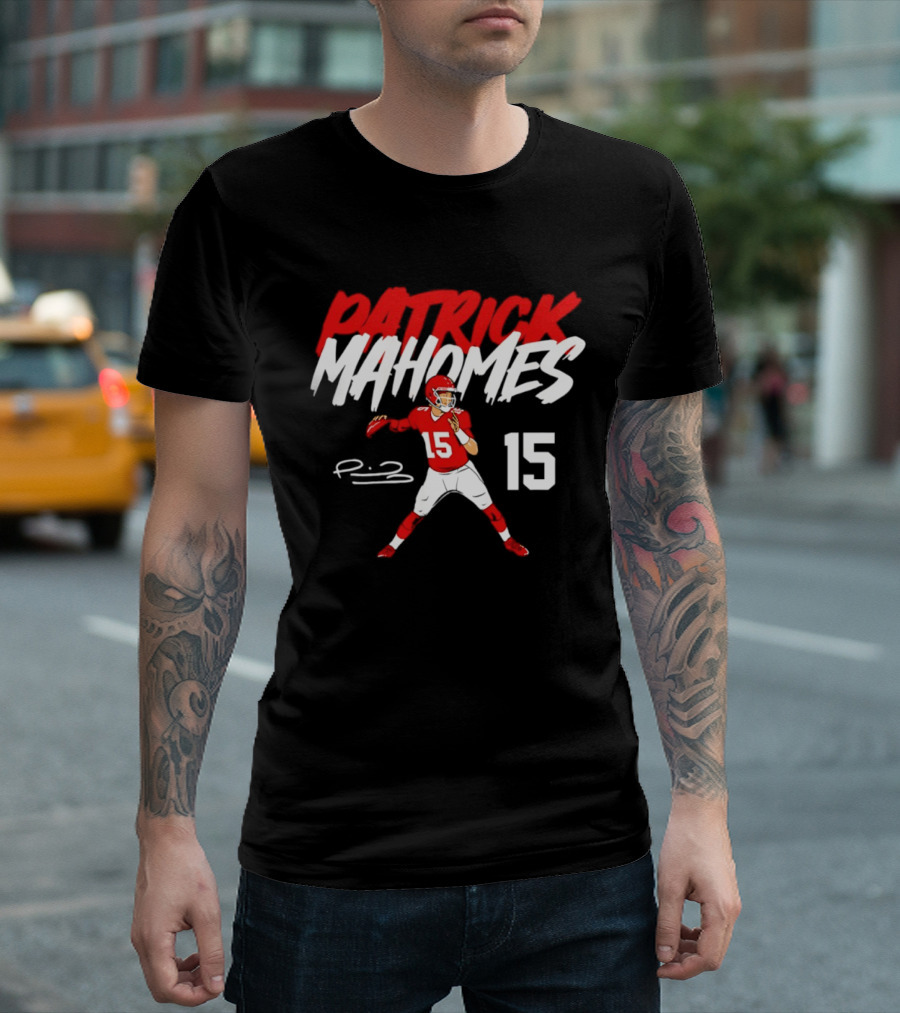 Patrick Mahomes 15 KC Chiefs Signature Pose 2026 Star T-Shirt
