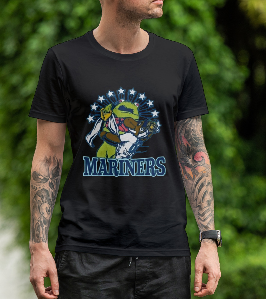 Mariner Moose Hugs Humpy Salmon With Mariners Stars T-Shirt