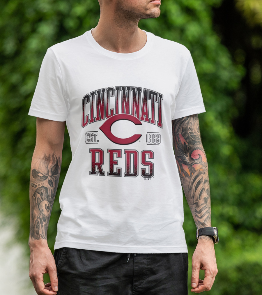 Cincinnati Reds Est 1869 MLB Baseball Team T-Shirt