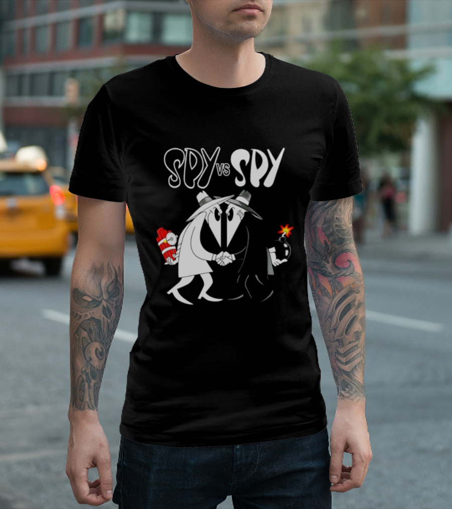 Spy Vs Spy Mad Magazine Comic Strip Cold War Classic Characters Showdown T-Shirt