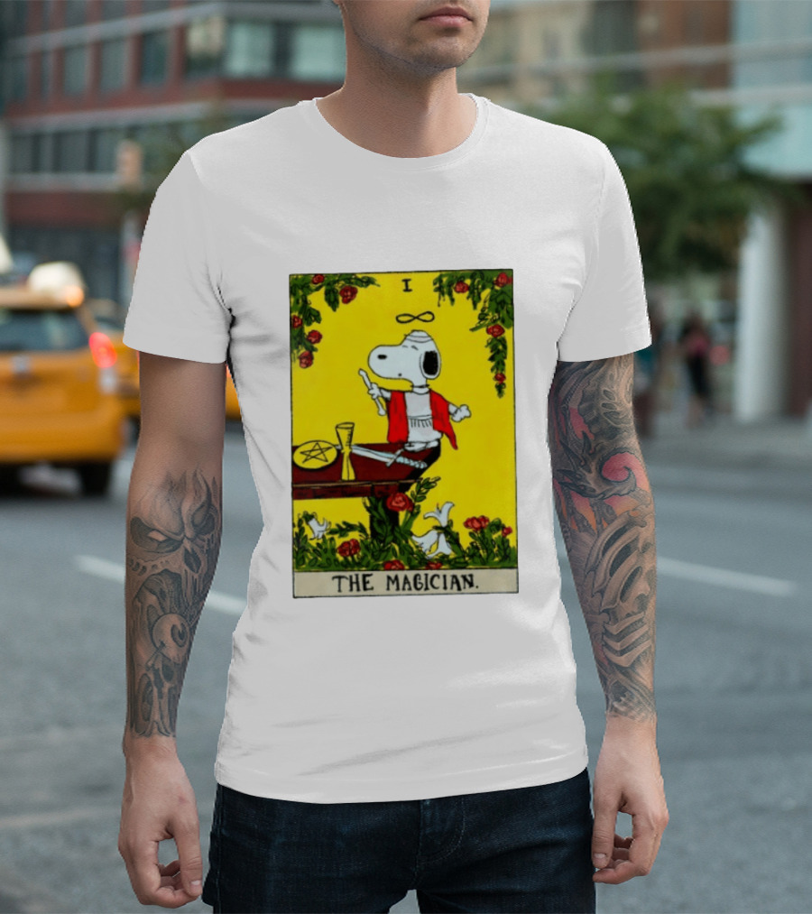 Snoopy Peanuts The Magician Tarot Card T-Shirt