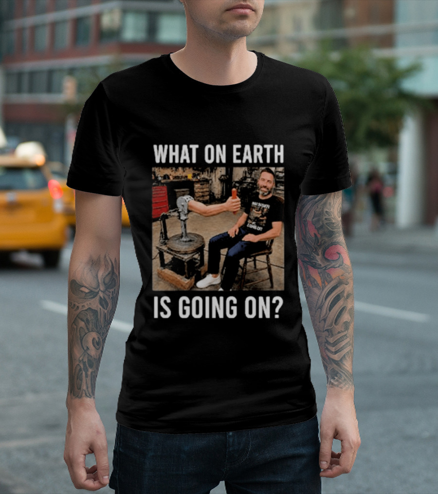 What On Earth Is Going On Funny Thumbs Up Robot Arm T-Shirt