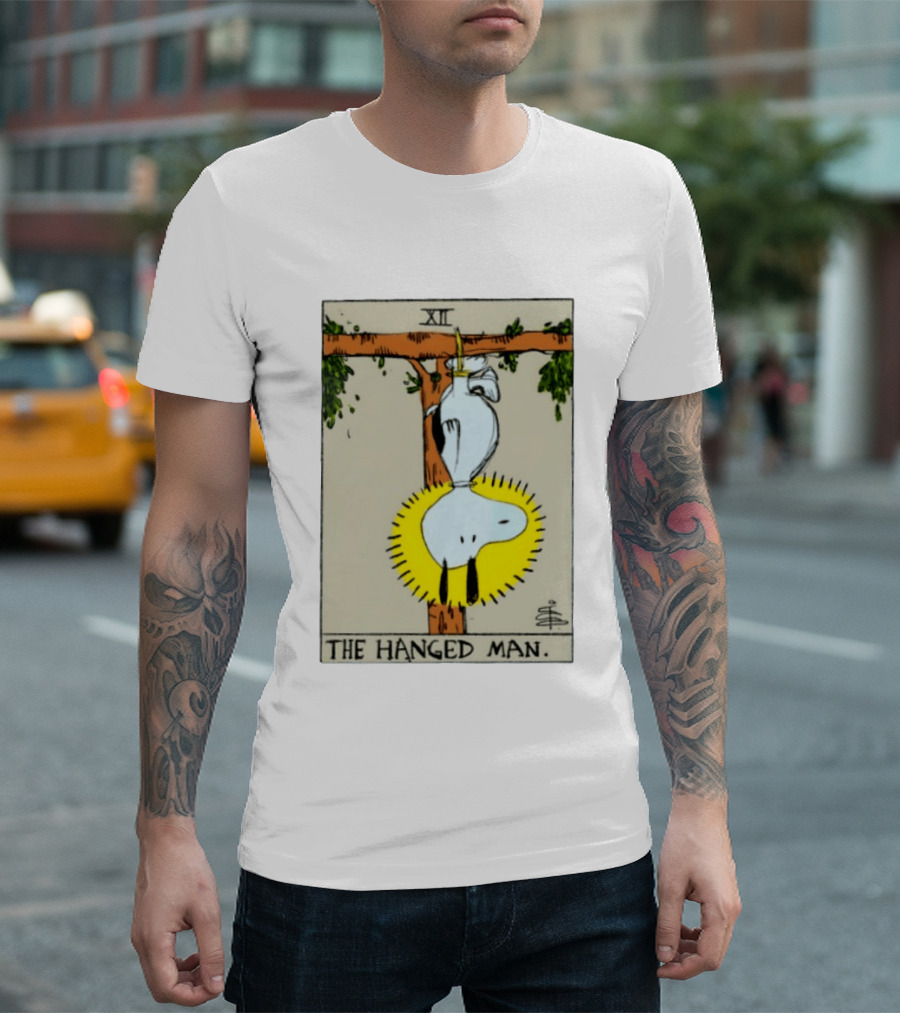 Snoopy The Hanged Man Tarot Card XII Peanuts T-Shirt