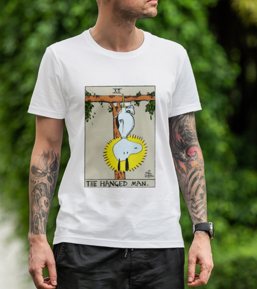 Snoopy The Hanged Man Tarot Card XII Peanuts T-Shirt