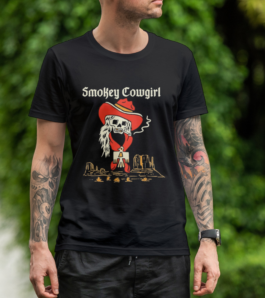 Smokey Cowgirl Western Skeleton Cowboy Desert Scene T-Shirt