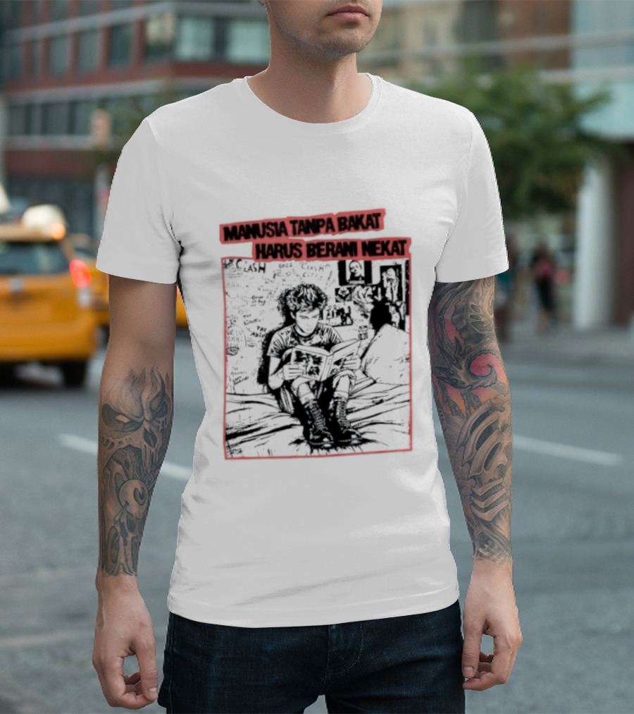 Manusia Tanpa Bakat Harus Berani Nekat Punk Collage T-Shirt