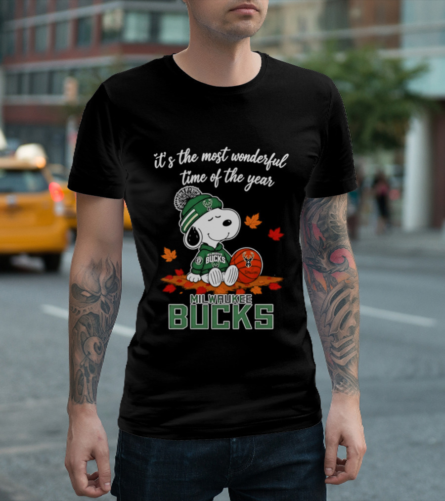 Milwaukee Bucks Snoopy 2026 It's The Most Wonderful Time Of The Year Halloween T-Shirt