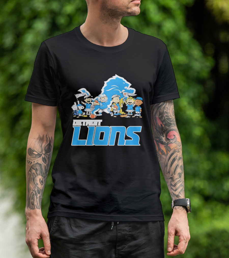 Peanuts Characters With Detroit Lions Team Collaboration T-Shirt