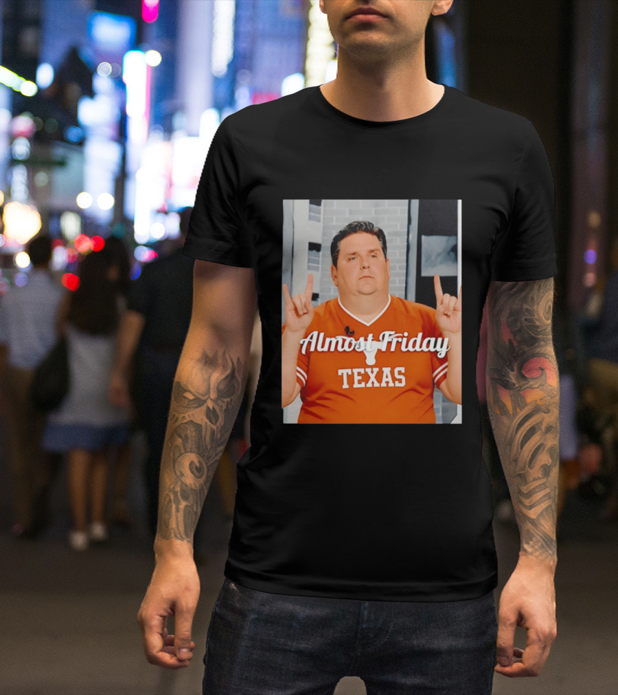 Almost Friday Texas Longhorn Hook 'EM T-Shirt