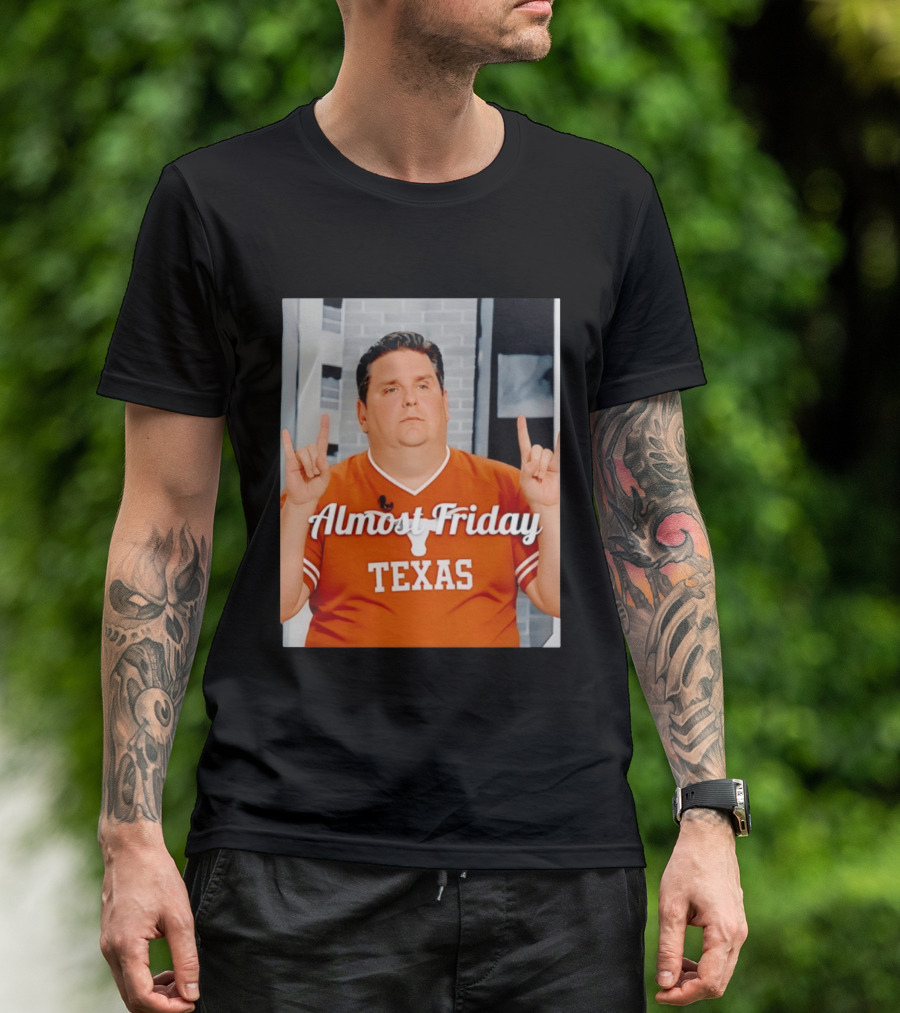 Almost Friday Texas Longhorn Hook 'EM T-Shirt