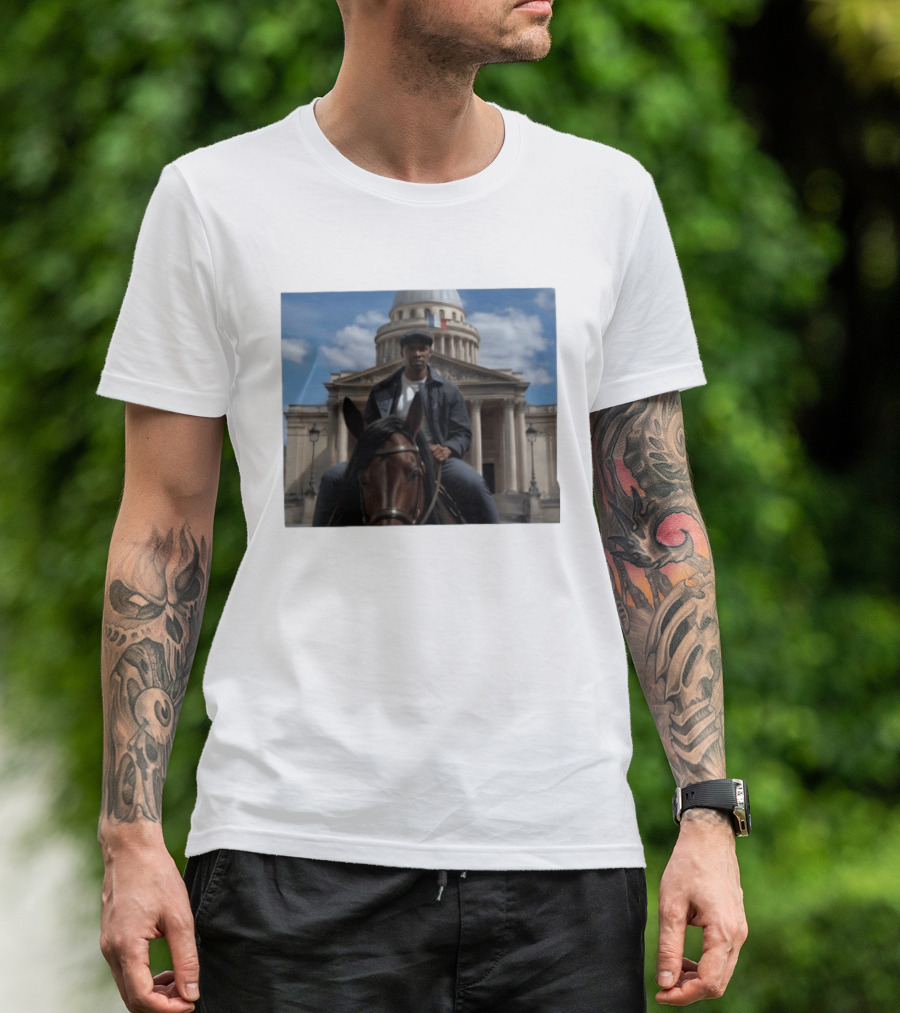 Dolly Parton Lupin Part 4 Assane Diop Horse Riding Pantheon Paris Netflix Series T-Shirt