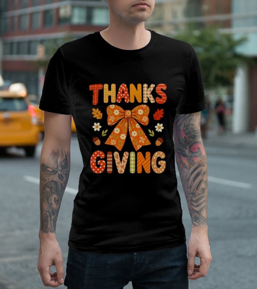 Thanksgiving Floral Bow With Autumn Acorns And Leaves T-Shirt