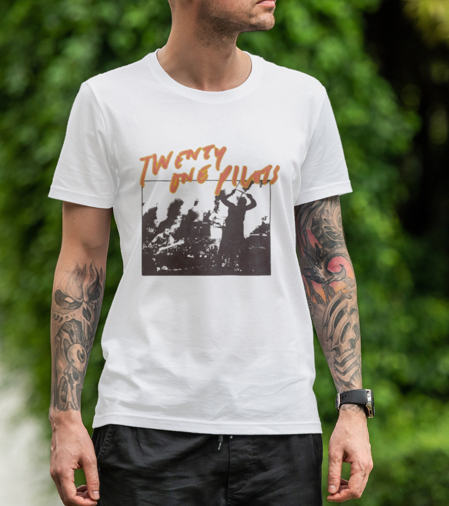 Twenty One Pilots Live Photo Silhouette Drummer Stage Performance T-Shirt