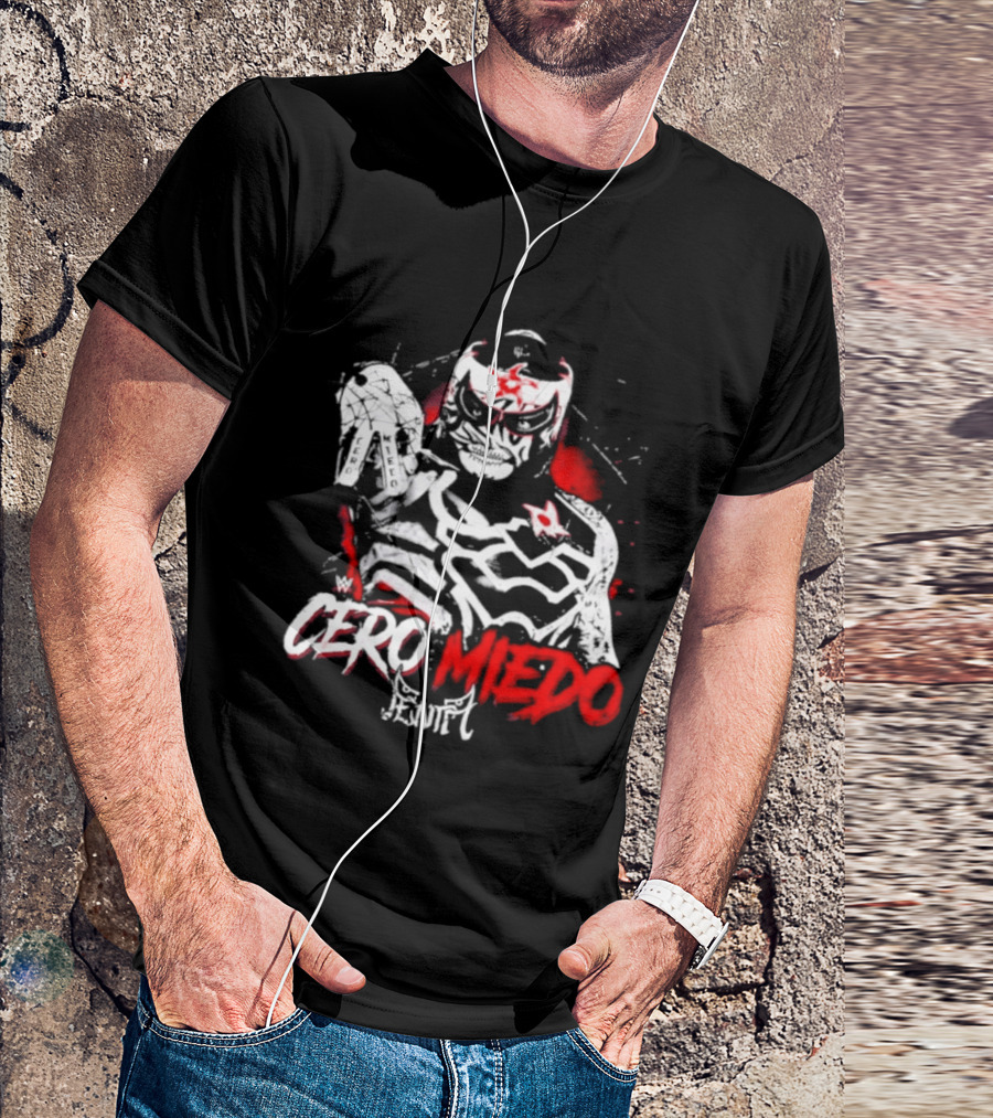 Cero Miedo Penta Hand Sign WWE Photo T-Shirt
