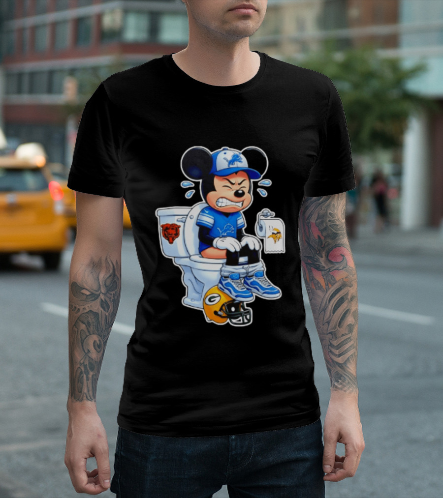 Detroit Lions Mickey Toilet Beating Bears Vikings Packers Football T-Shirt