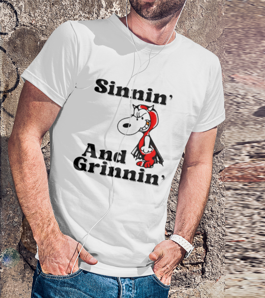 Sinnin' And Grinnin' Snoopy Devil Peanuts Cartoon T-Shirt