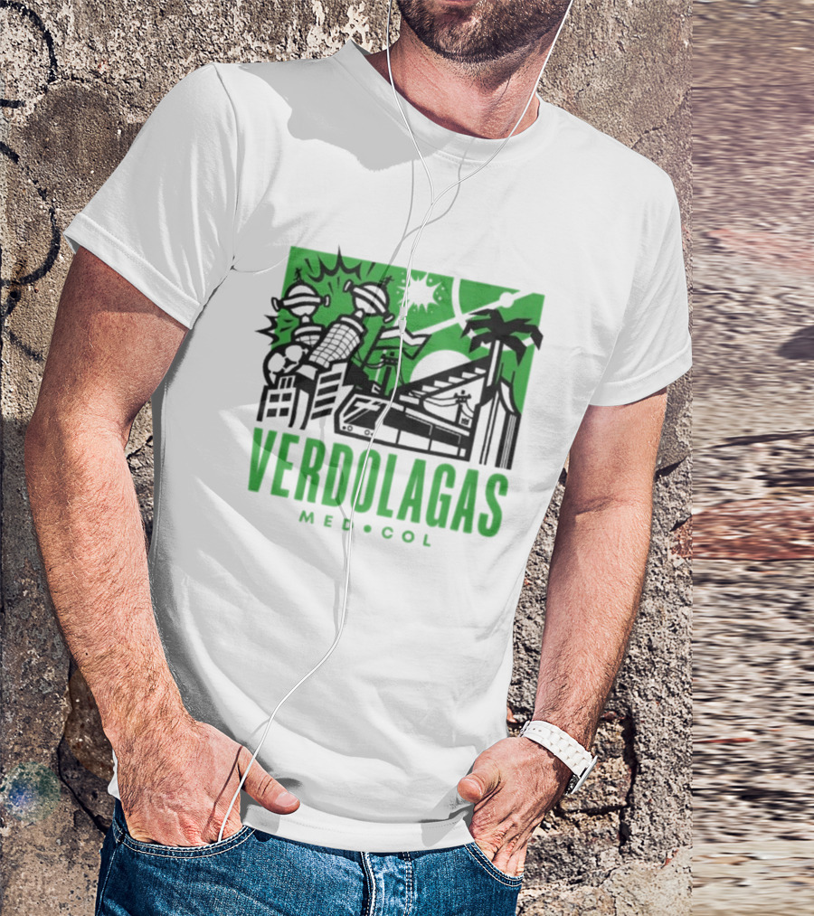 Verdolagas Med Col Medellín Paisa Culture Soccer Skyline Palm Trees T-Shirt