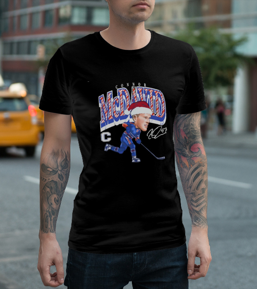 Connor McDavid Edmonton Oilers Cartoon Santa Hat ND97 T-Shirt
