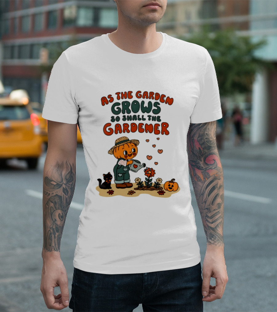 As The Garden Grows So Shall The Gardener Pumpkin Watering Flowers With Cat And Hearts T-Shirt
