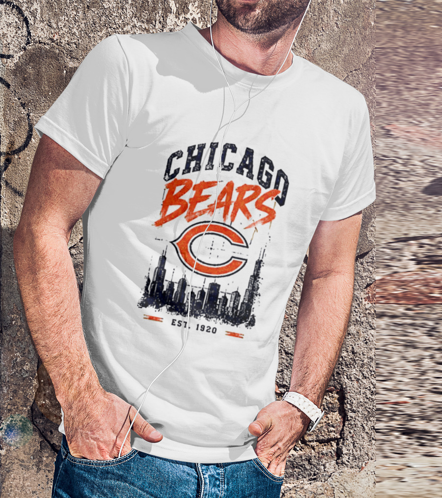 Chicago Bears Est 1920 Skyline Football City T-Shirt
