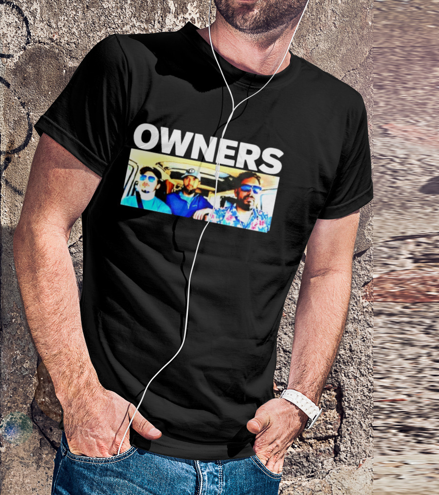 Owners Van Life Road Trip Friends Adventure Travel T-Shirt