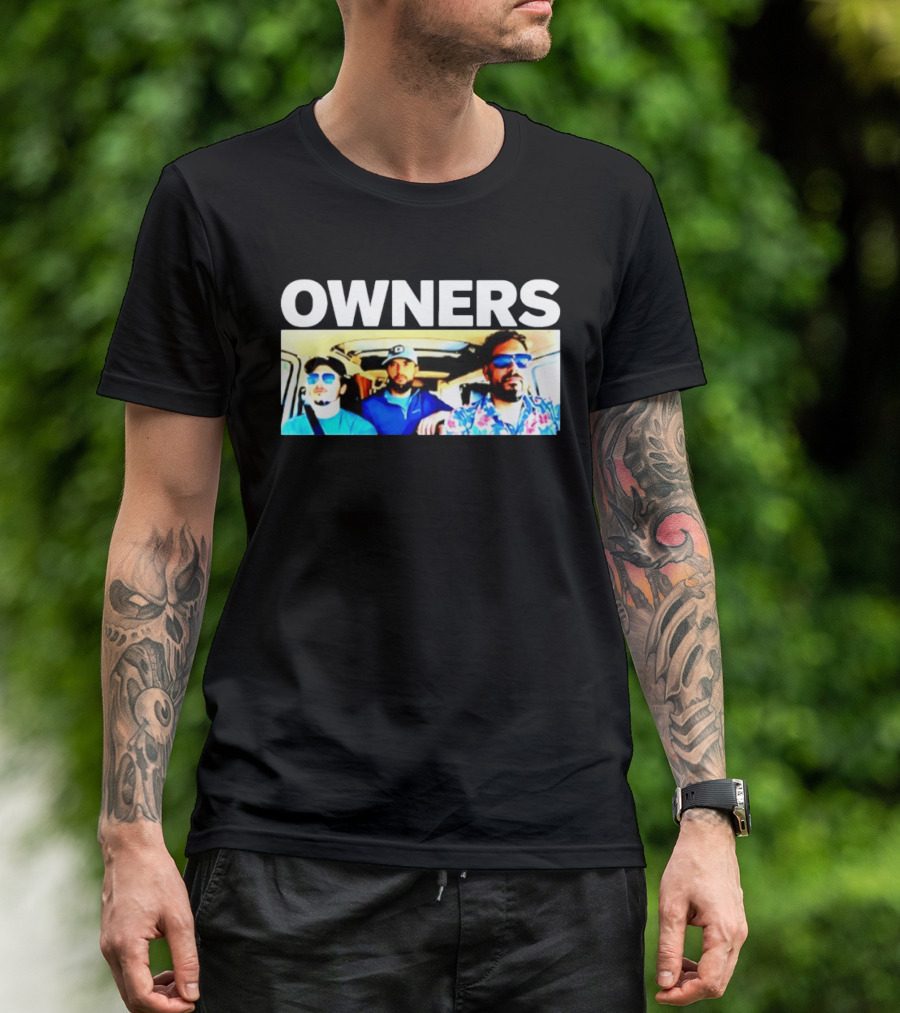 Owners Van Life Road Trip Friends Adventure Travel T-Shirt