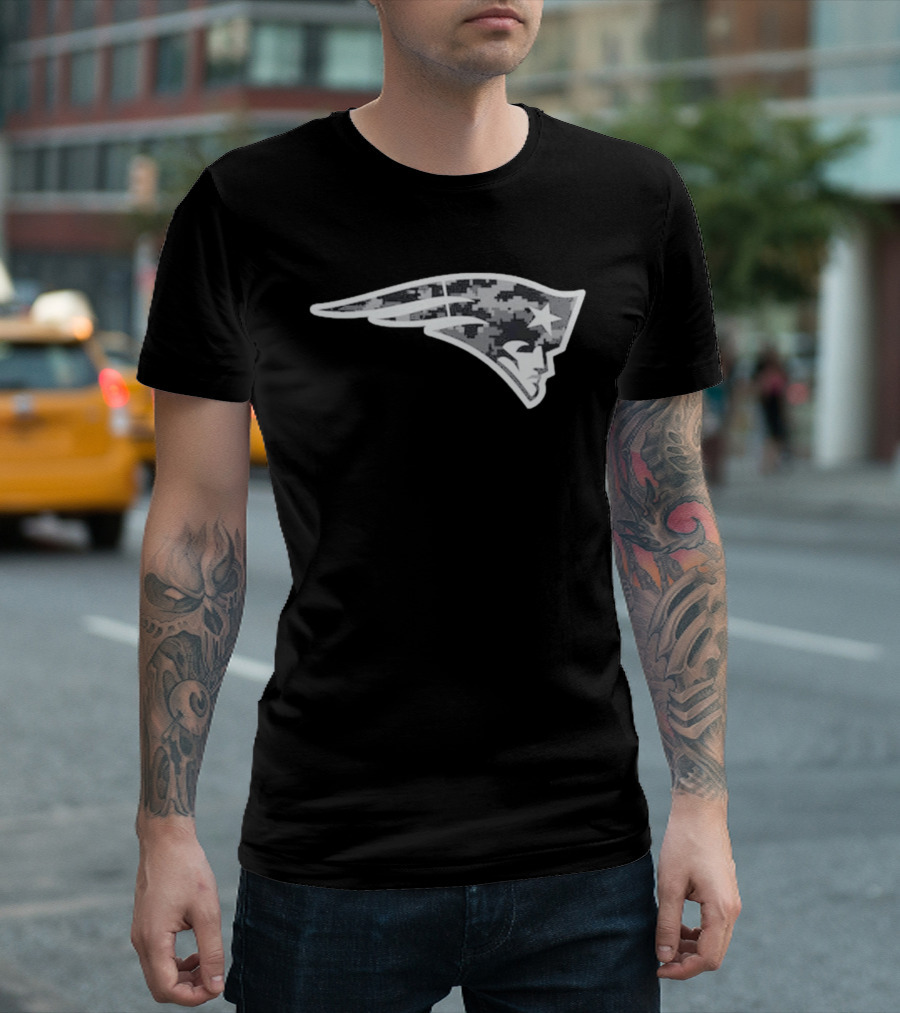 New England Patriots 2026 Salute To Service Camo Patriots Head T-Shirt