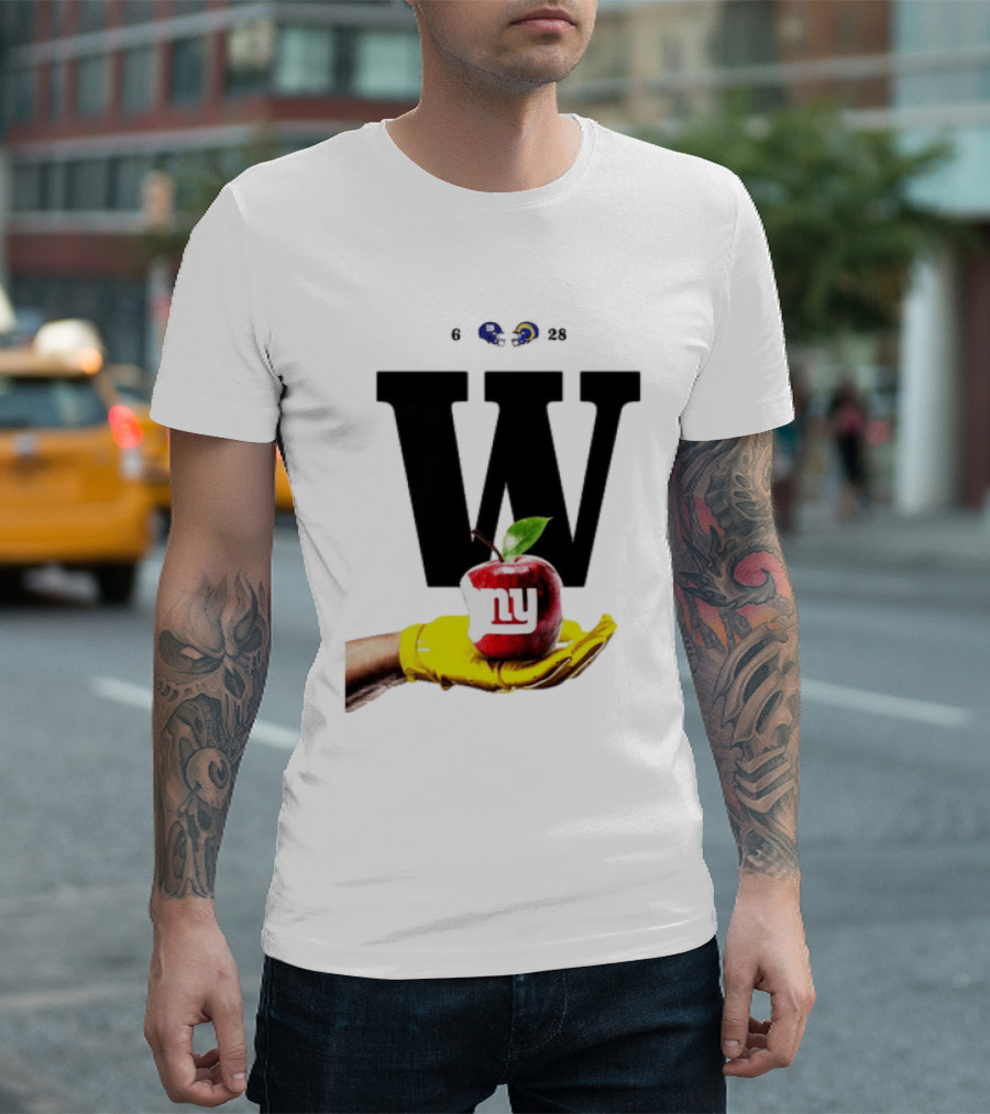 Los Angeles Rams W Over New York Giants Big Apple Victory T-Shirt