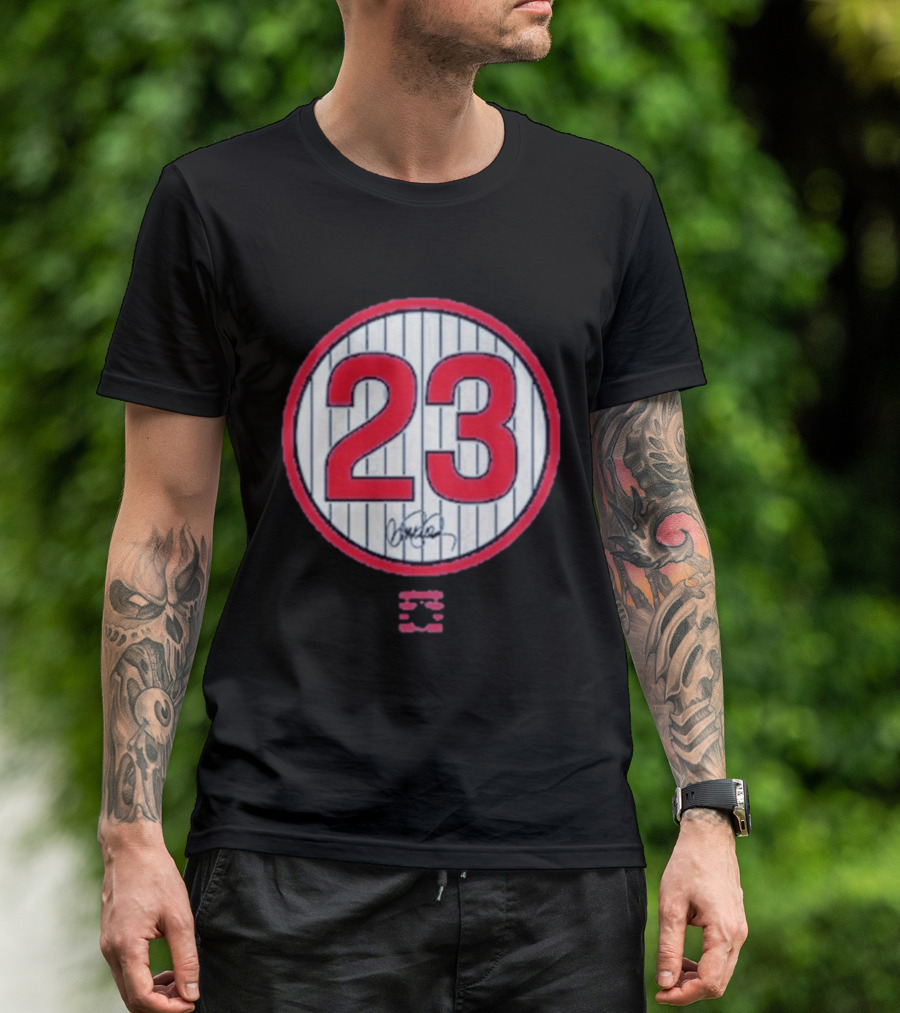Ryne Sandberg 23 MLB Legend Signature T-Shirt