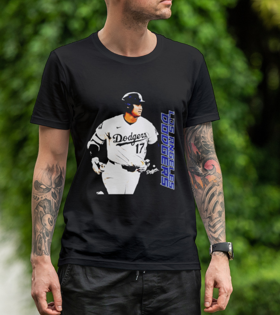 Shohei Ohtani Los Angeles Dodgers MLB Swing 17 T-Shirt