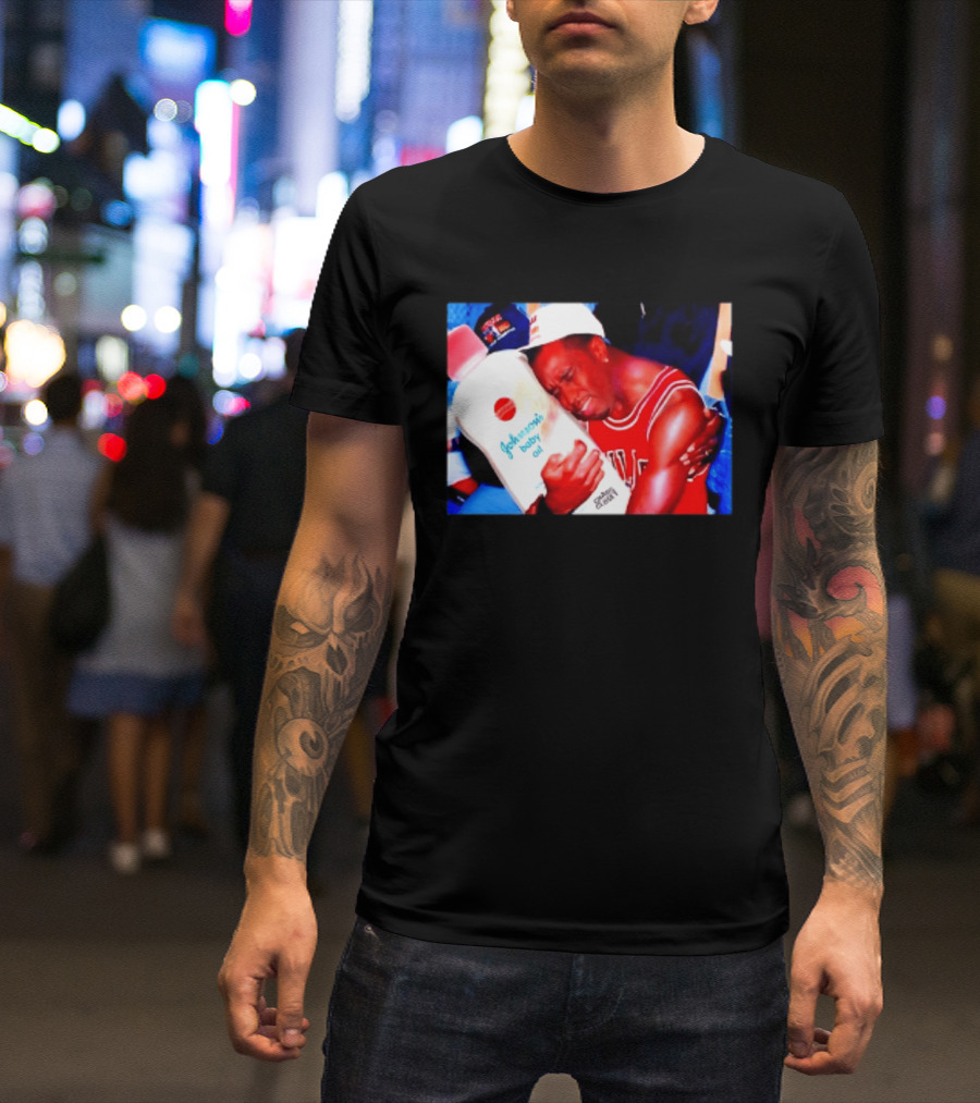 Sean Diddy Combs Johnson's Baby Oil Chicago Bulls Hugging Moment T-Shirt