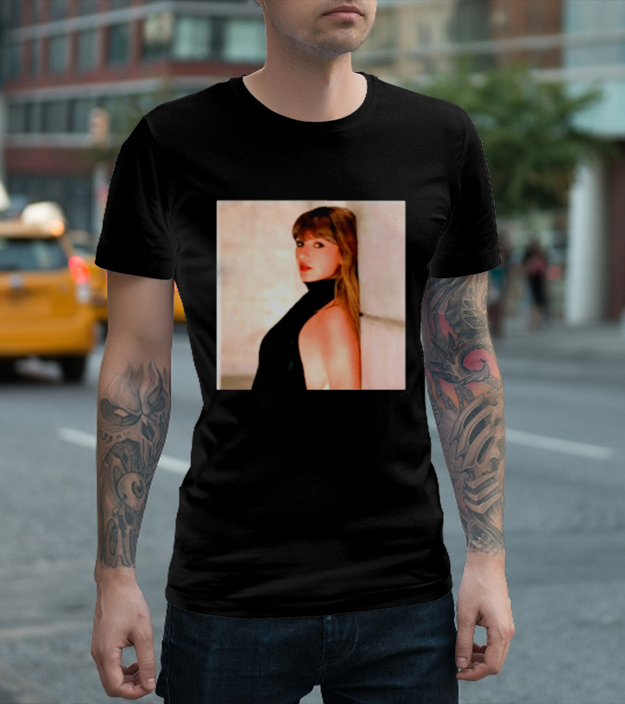 I'm Sorry, I Don't Know Who This Is Based On The Image Alone. T-Shirt