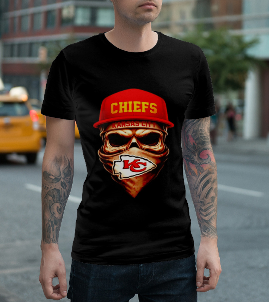 Kansas City Chiefs Skull Bandana KC T-Shirt