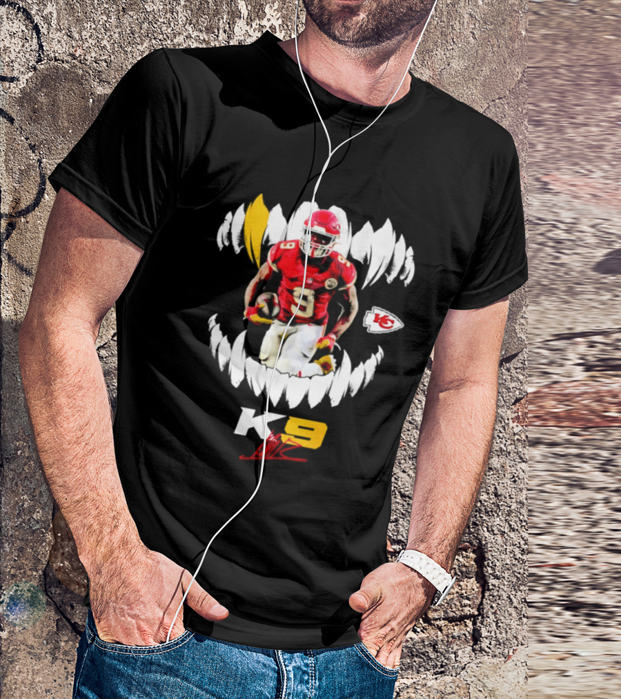 Kansas City Chiefs K9 Kenneth Walker III Football Teeth T-Shirt