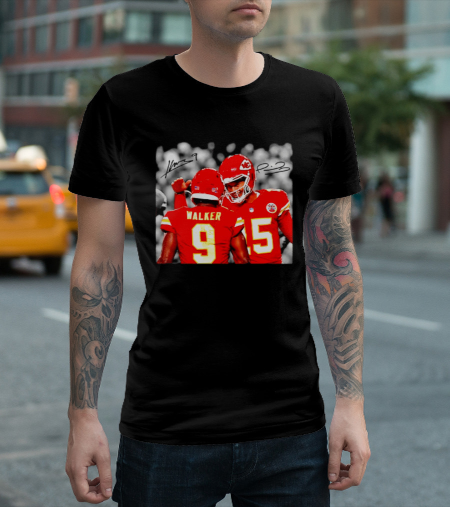Patrick Mahomes Kenneth Walker III Kansas City Chiefs Player Signatures T-Shirt