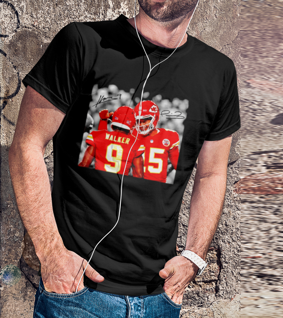 Patrick Mahomes Kenneth Walker III Kansas City Chiefs Player Signatures T-Shirt