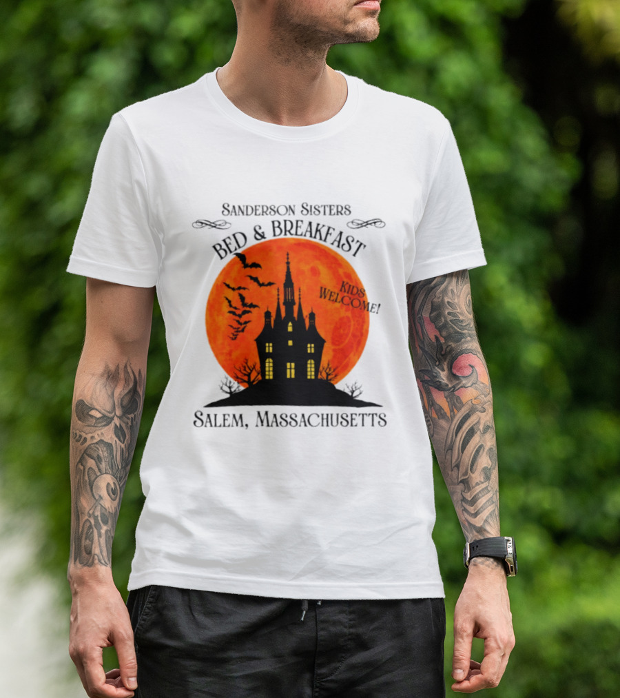 Sanderson Sisters Bed And Breakfast Kids Welcome Salem Massachusetts Halloween Bats Haunted House T-Shirt